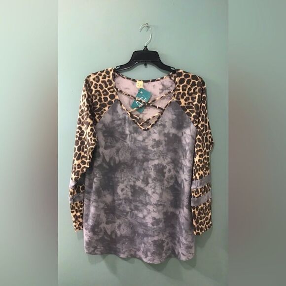 NWT … 7TH RAY “Size: 3X” Leopard Love Raglan Top In Blue - Picture 1 of 5